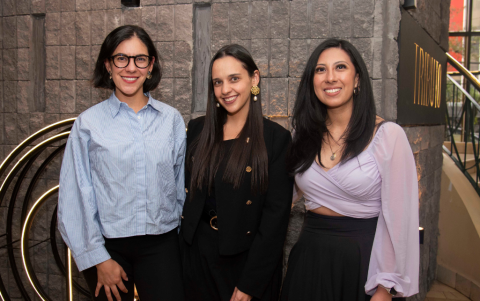 Camila Hernández, Nicole Del Alcázar y Rossnel Tapia.