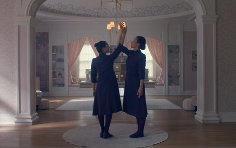 El cambio generacional de la serie permite ampliar el universo narrativo sin desprenderse de sus temas centrales.