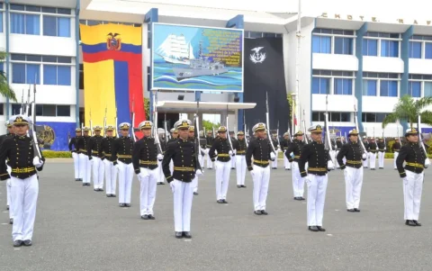 El proceso está dirigido a bachilleres ecuatorianos.