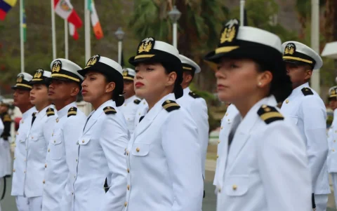 La institución anunció que los bachilleres interesados en convertirse en oficiales navales deberán estar atentos al inicio de las inscripciones desde el 12 de mayo.