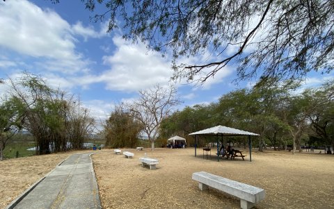 Parque 'El Lago,' ubicado en vía a la Costa.