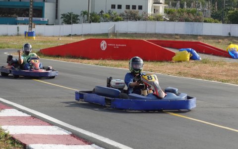 Esta actividad que requiere de concentración. Se pueden alcanzar hasta los 70KM/H