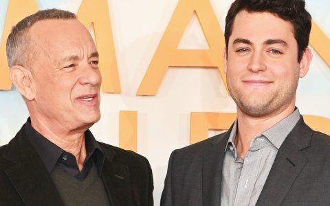 Tom Hanks junto a su hijo Truman.