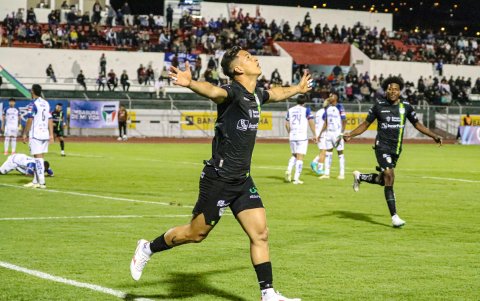 Miguel Parrales es el hombre del gol del momento.