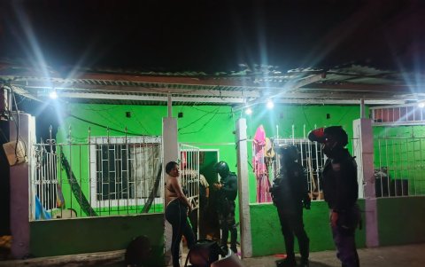 Los Ríos se deshabilitó una pista clandestina utilizada por redes de narcotráfico. El toque de queda