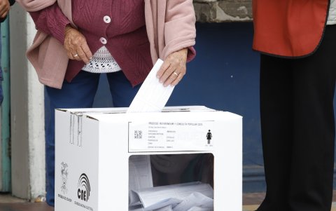 En 2025, el gobierno del presidente Daniel Noboa perdió el referéndum y consulta popular.