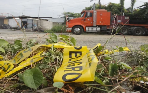 Otro accidente ocurrió en una zona de descanso para transportistas cerca de la urbanización Los Geranios, en el norte de Guayaquil.