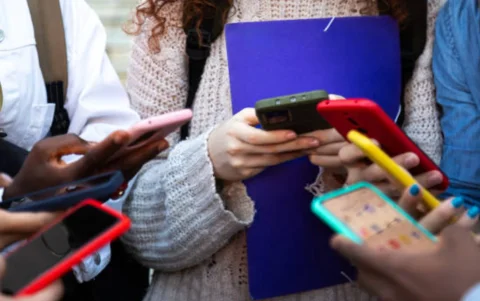 La regulación europea redefine la experiencia en redes sociales.