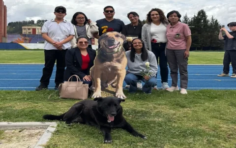 El Club de Bienestar Animal de la Politécnica realizó un homenaje a Max, el presidente vitalicio de los Poliperros.