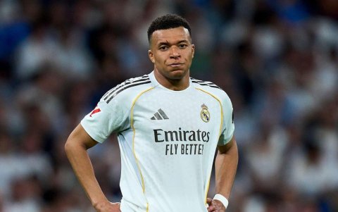 Kylian Mbappé, delantero de Real Madrid, una temporada más con LaLIga de lejos.