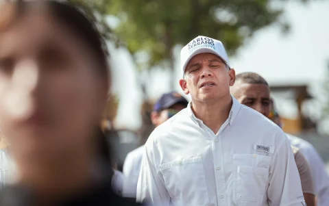 Serrano fue viceprefecto en la truncada administración de Aguiñaga