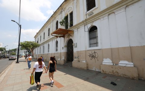 La antigua Cárcel Municipal no ha sido rehabilitada para el uso académico que se prometió años atrás.