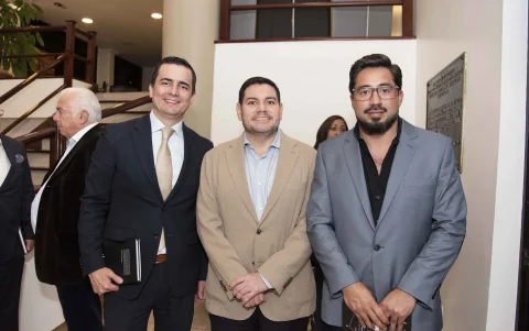 Jorge Peñafiel, Luis Fernando Ayala y Eitel Zambrano.