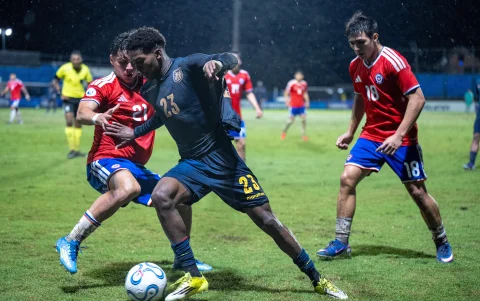 Johan Martínez delantero de la Sub 17 de Ecuador.