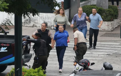 Muertes ocurrieron en penales como El Encuentro y la Penitenciaría del Litoral, reabriendo el debate carcelario.