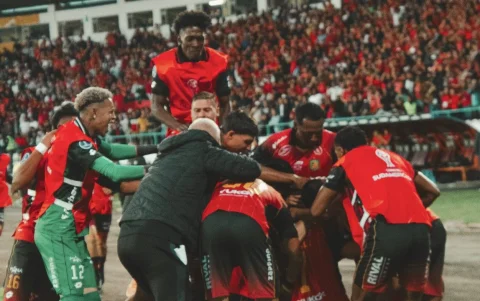 Deportivo Cuenca lidera el Grupo D de la Copa Sudamericana 2026.