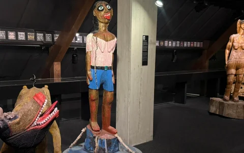 En la imagen, esculturas del autor italiano Eugenio Santoro.