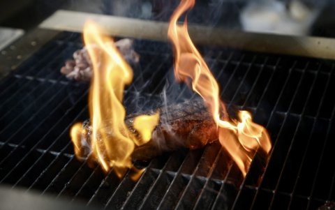 Los cortes de carne presentes en el menú se eligen con mucho cuidado, priorizando la calidad.