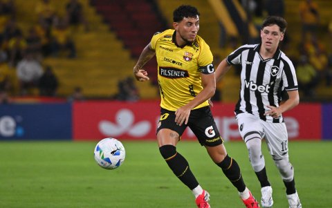 Joao Rojas disputó sus últimos minutos con Barcelona en la serie copera de Libertadores ante Botafogo.