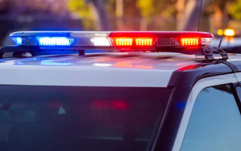 Policías y militares controlarán el cumplimiento del toque de queda en Ecuador.