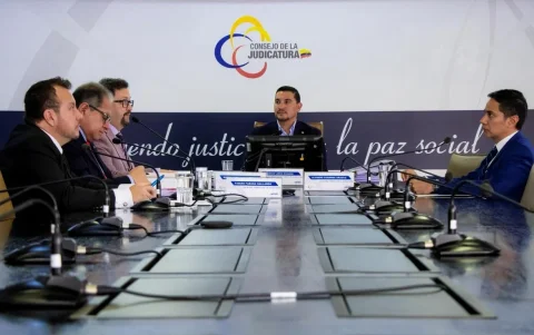 El Pleno del Consejo de la Judicatura estaba siendo presidido por Damián Larco.