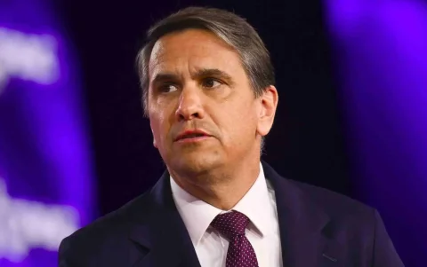 La medida fue firmada por el fiscal general interino, Todd Blanche.