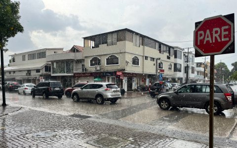 Lluvia en La Puntilla.