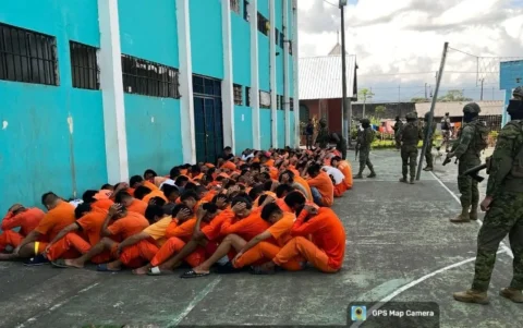 Ecuador separará presos por peligrosidad desde 2026 para frenar violencia y control de bandas en cárceles