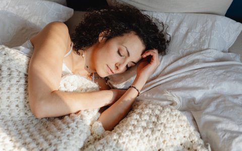 Referencial.Dormir 7 u 8 horas regenera la piel y la energía.