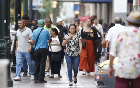 Centro de Guayaquil, viernes por la tarde