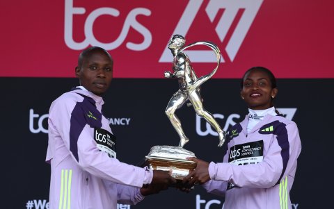 Sawe coronado como campeón de Londres y recordista mundial, junto a Tigst Assefa