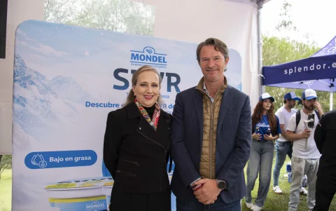 Anta Teresa Pérez y Santiago Peralta.