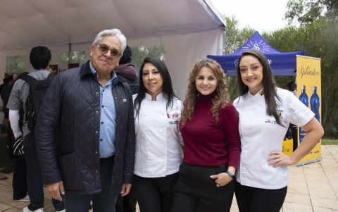 Aime Erazo, Andrea Santander, Adriana Moncayo y Cynthia Peñafiel.