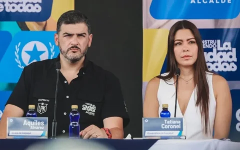 Mientras Aquiles Álvarez atraviesa la fase de análisis de la denuncia, Tatiana Coronel mantiene la administración municipal en calidad de alcaldesa subrogante.