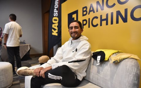 El marchista reconoció que puso en riesgo la recuperación y, a los dos meses de operado, quiso llegar al Mundial de Tokio 2025, pero todo eso solo lo empeoró.