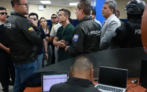 Caso. Daniel Noboa y otros funcionarios estuvieron en las oficinas de CNEL.
