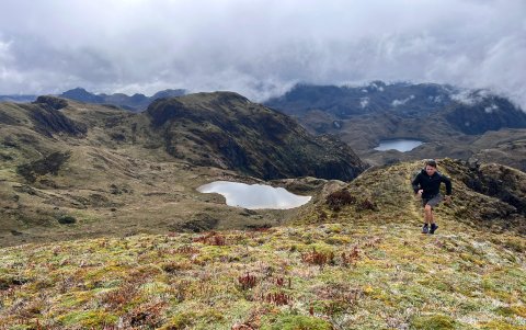 La reserva Cayambe - Coca, en la zona de las antenas de Papallacta, tiene paisajes de cerros y lagunas
