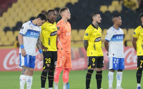 Barcelona cayó ante Universidad Católica de Chile en Copa Libertadores.