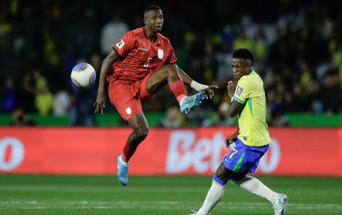 Willian Pacho es considerado una de los mejores defensores del mundo.