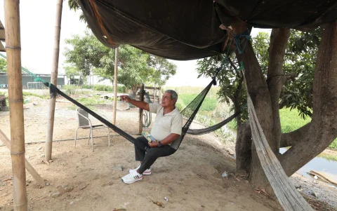 Interno. Cerca de 500 familias viven en la zona; piden que el Municipio corte la maleza del sector. Además, que el malecón permanezca abierto.