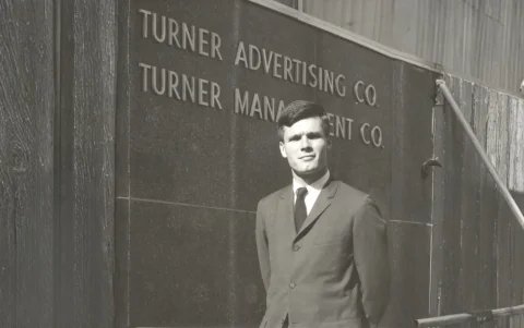 Turner frente la empresa de su padre