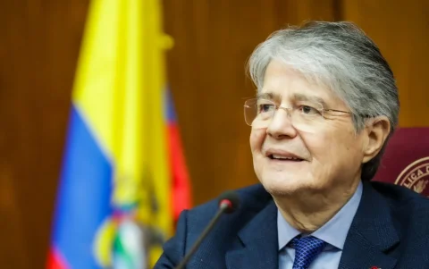 El expresidente Guillermo Lasso anunció su llegada a Quito.