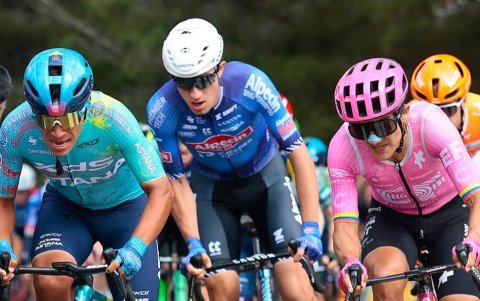 Martín López (i) llega al Giro luego de disputar la Volta a Catalunya. A lado, Richard Carapaz (d).