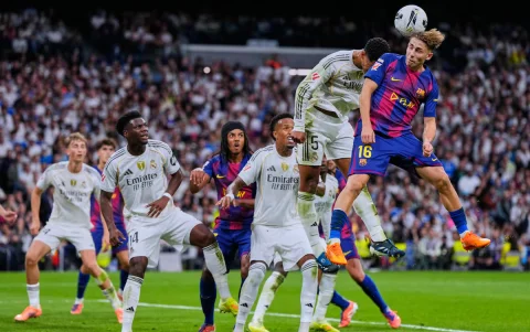 FC Barcelona aseguró el título de LaLiga ante Real Madrid en el Nou Camp.