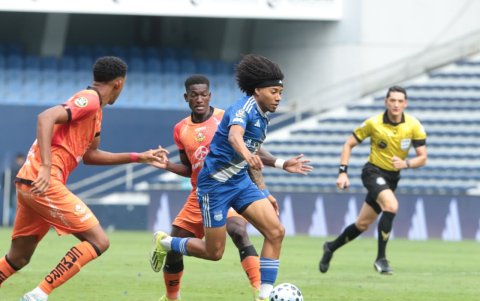 Emelec no supo sostener la ventaja e igualó con Libertad FC
