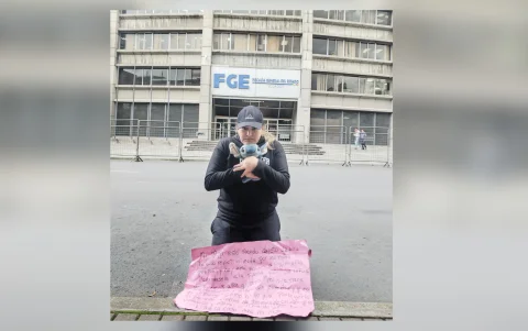 El juicio sigue suspendido mientras se define la repatriación del procesado desde Argentina.