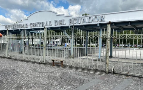 Un segundo escándalo en la Faculdad de Ciencias Médicas enfrenta la Universidad Central, en el rectorado del doctor Patricio Espinosa.