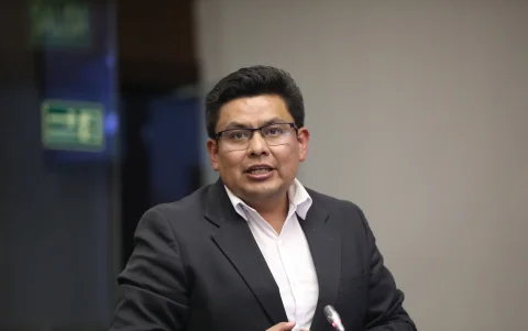 Luis Fernando Molina presentó la acción ante la Corte Constitucional .