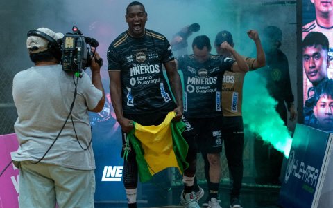 El colocador de Machala Mineros es el jugador de ecuavóley que más fama ha ganado en los últimos años.