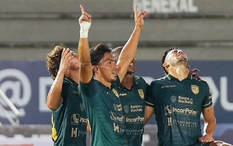 Ángel Mena le dio la victoria a Orense ante Guayaquil City.